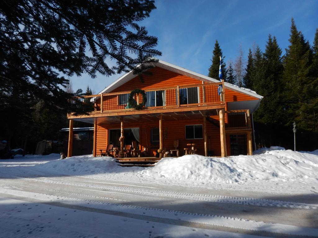 Aux Tipis De La Riviere Sauvage Saint Romain Exterior foto